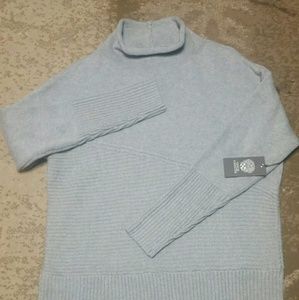 Vince Camuto knit Heathrd. Grey Turtleneck Sweat